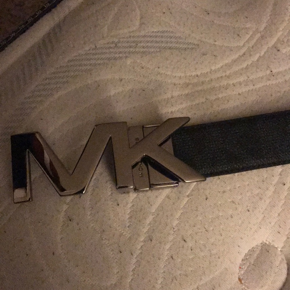 Mk belt with box and everything